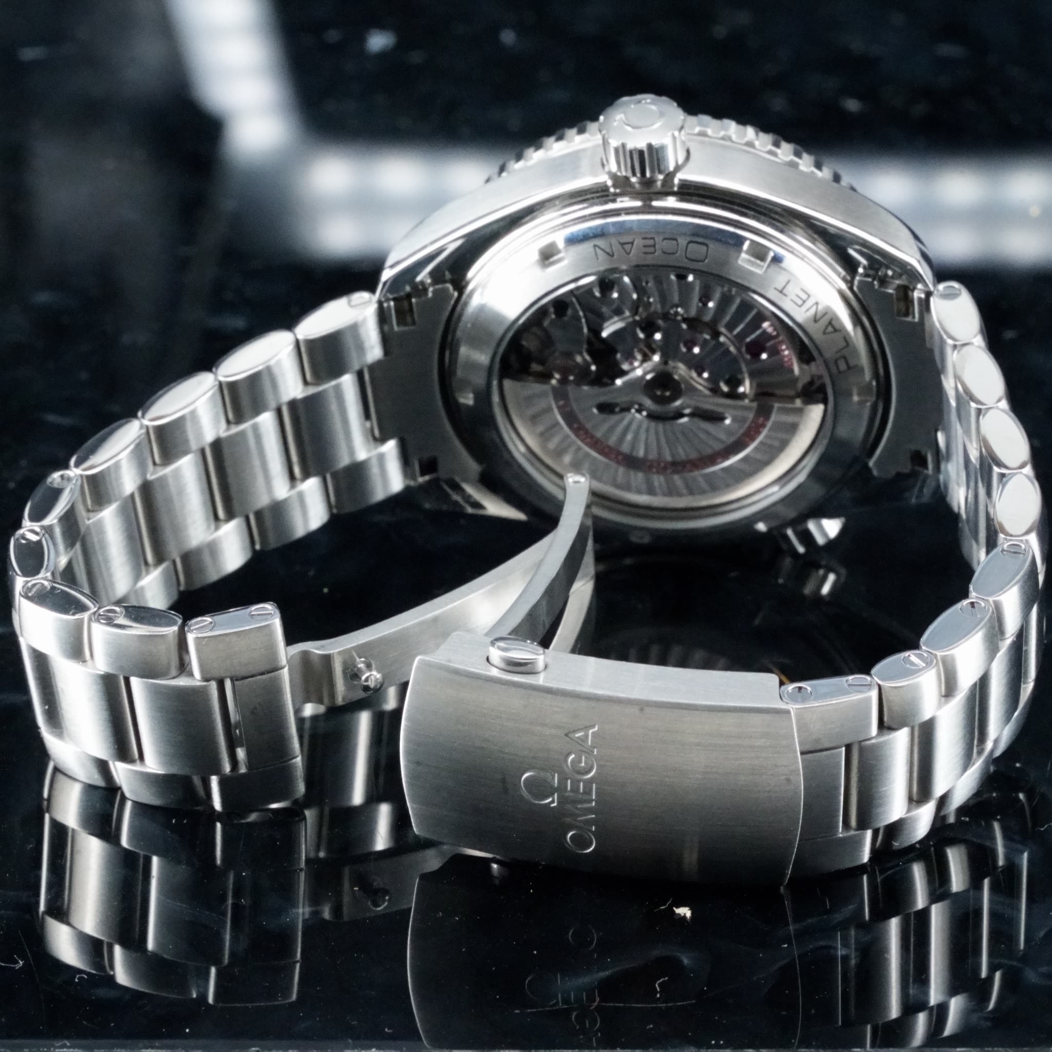 Omega Seamaster Planet Ocean (Ref. 232.30.44.22.01.001) — photo 11