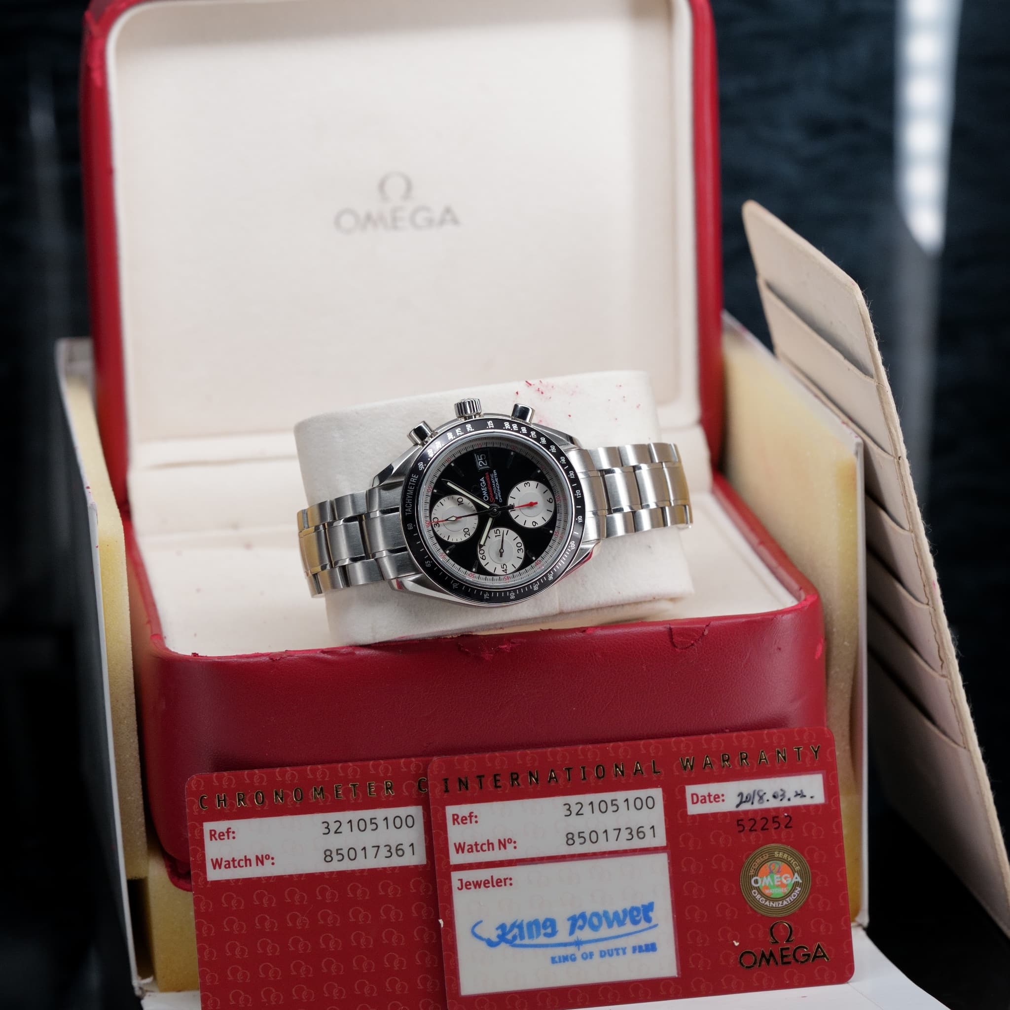 Omega Speedmaster (Non-Moonwatch) (Ref. 3210.51.00) — photo 8