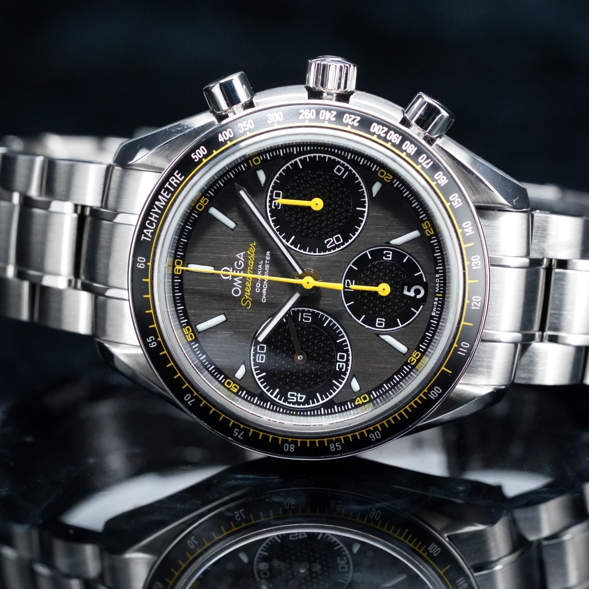 Omega Speedmaster (Non-Moonwatch) (Ref. 326.30.40.50.06.001) — photo 3