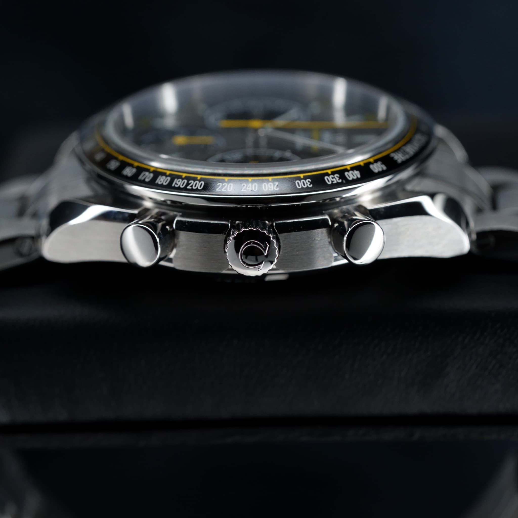 Omega Speedmaster (Non-Moonwatch) (Ref. 326.30.40.50.06.001) — photo 6