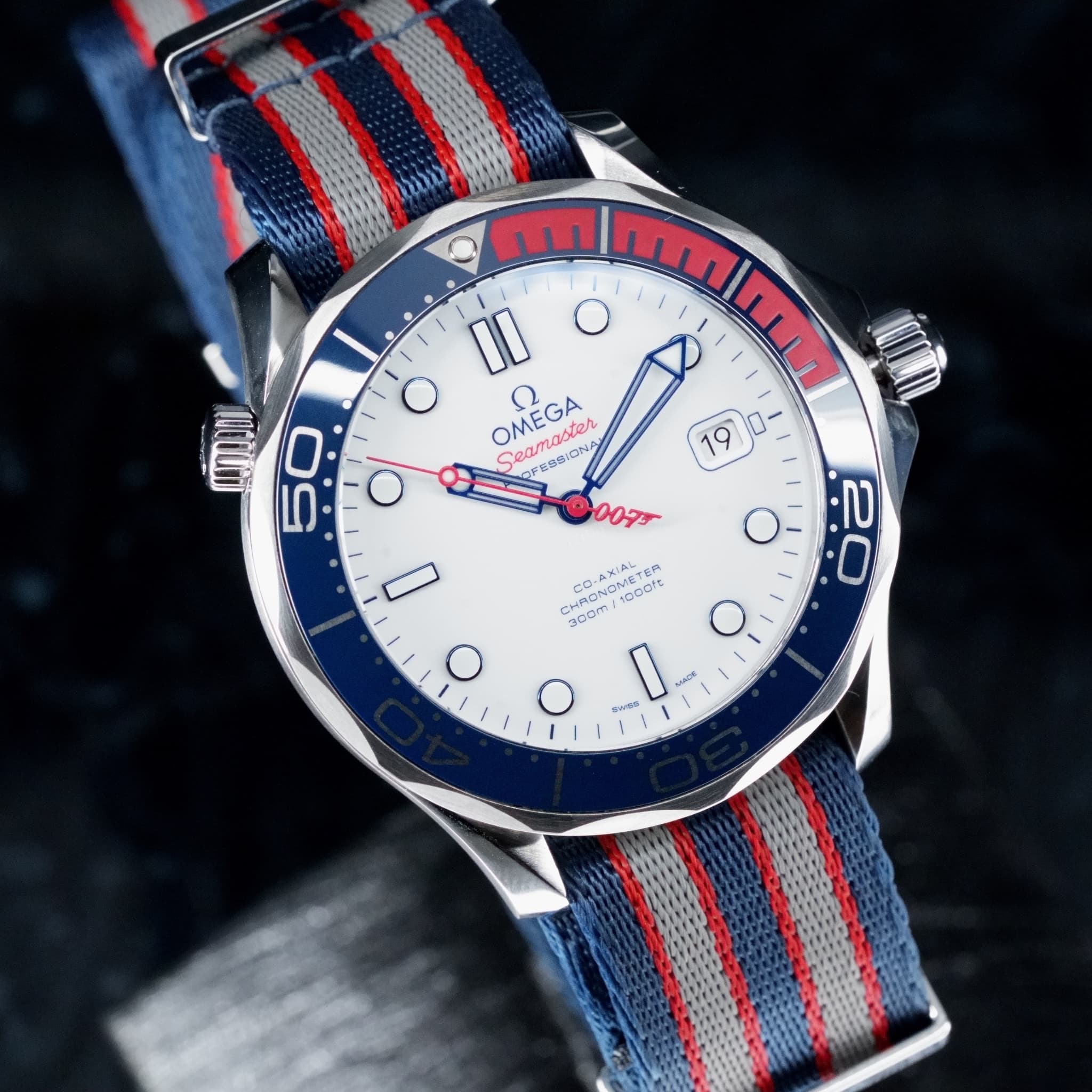 Omega Seamaster Diver 300M (Ref. 212.32.41.20.04.001) — photo 8