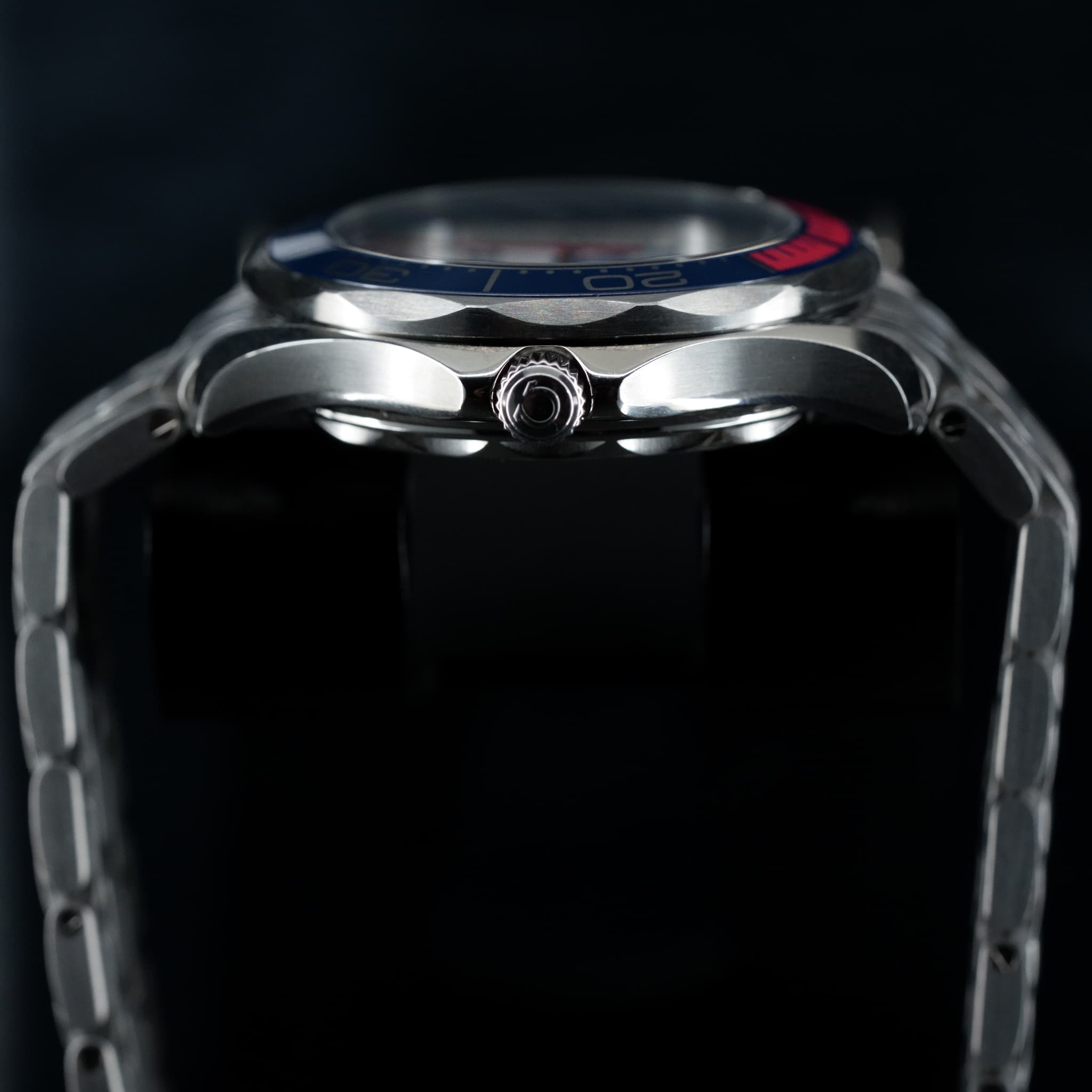 Omega Seamaster Diver 300M (Ref. 212.32.41.20.04.001) — photo 13