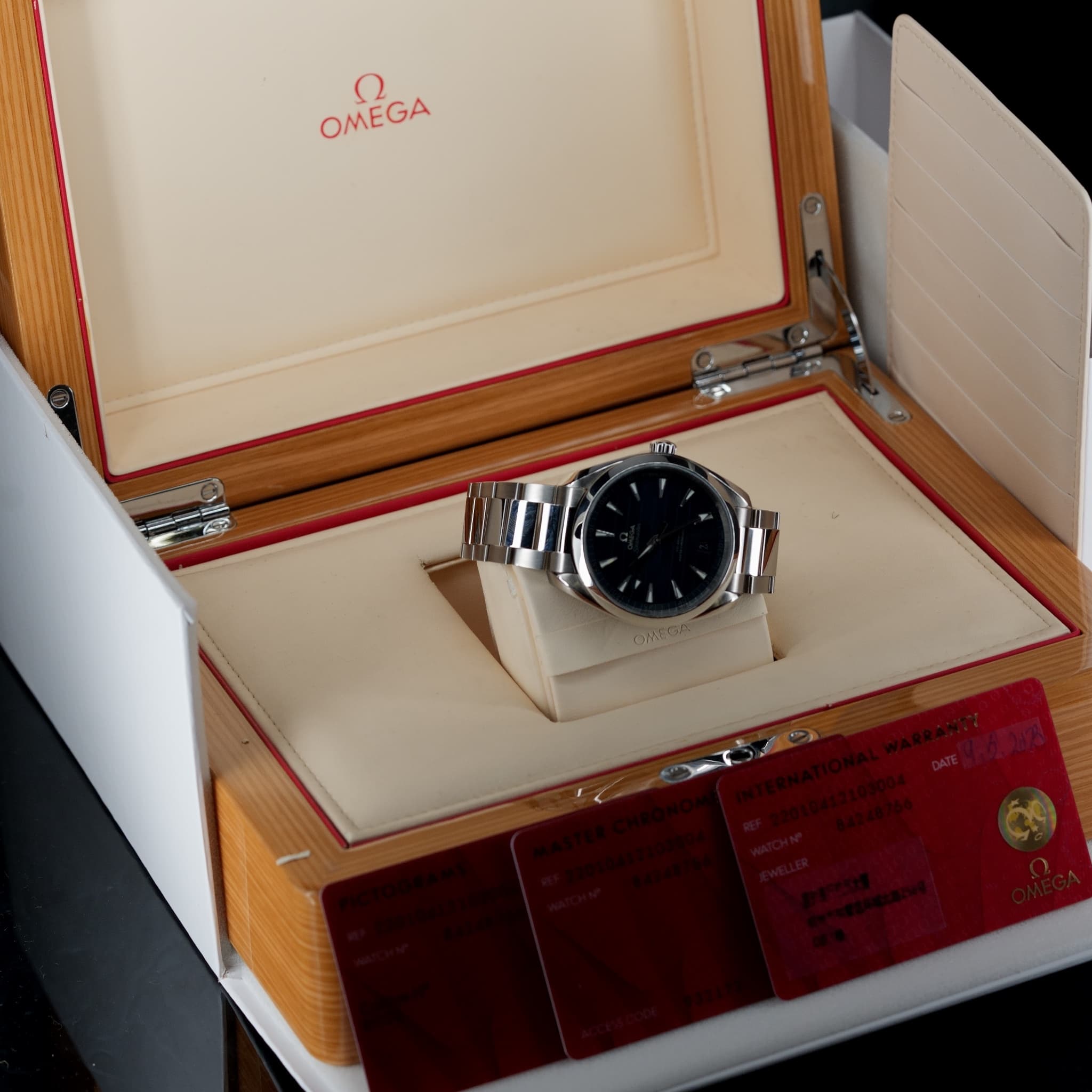 Omega Aqua Terra (Ref. 220.10.41.21.03.004) — photo 4