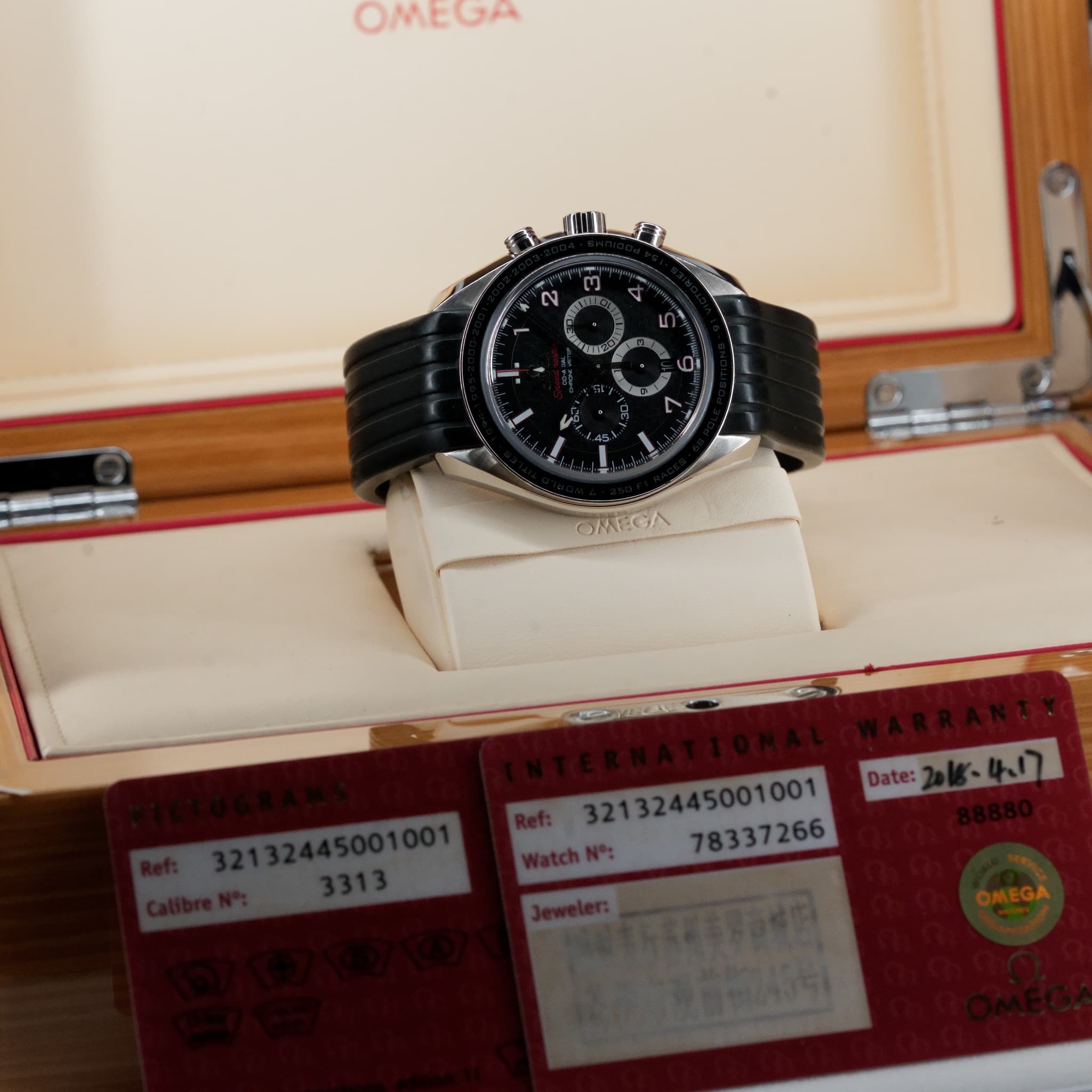 Omega Speedmaster Schumacher The Legend (Ref. 321.32.44.50.01.001) — photo 10