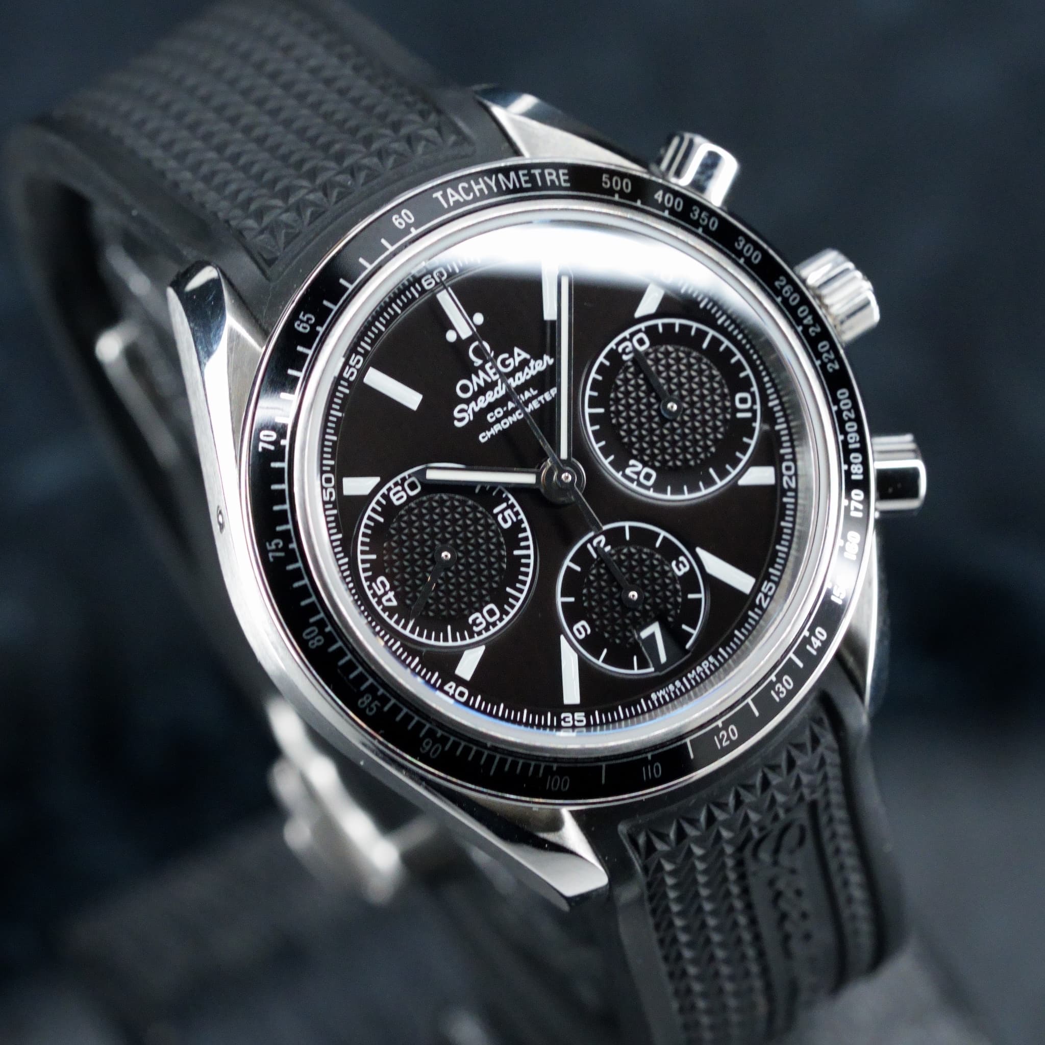Omega Speedmaster (Non-Moonwatch) (Ref. 326.32.40.50.01.001) — photo 5