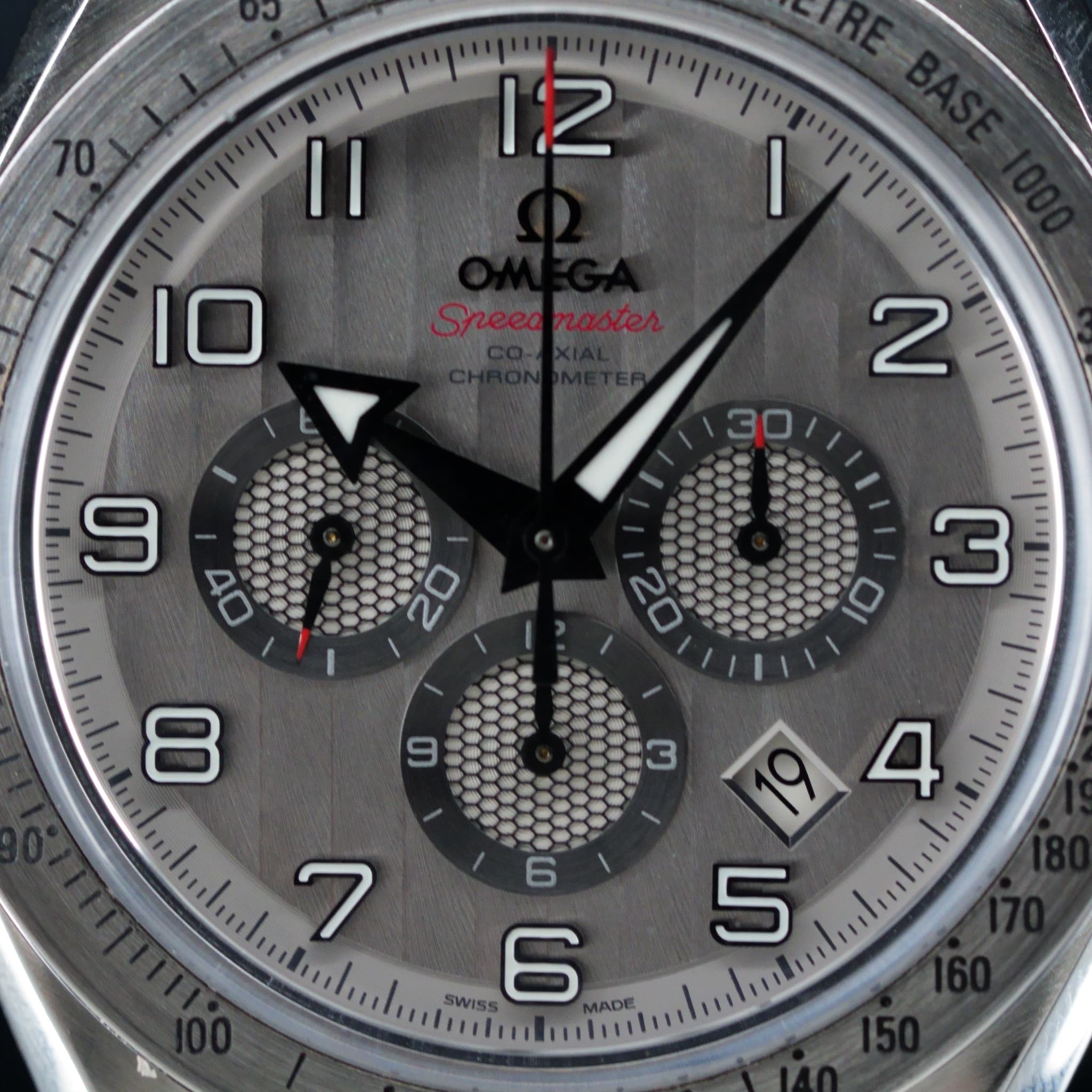 Omega Speedmaster Broad Arrow (Ref. 321.13.44.50.02.001) — photo 3