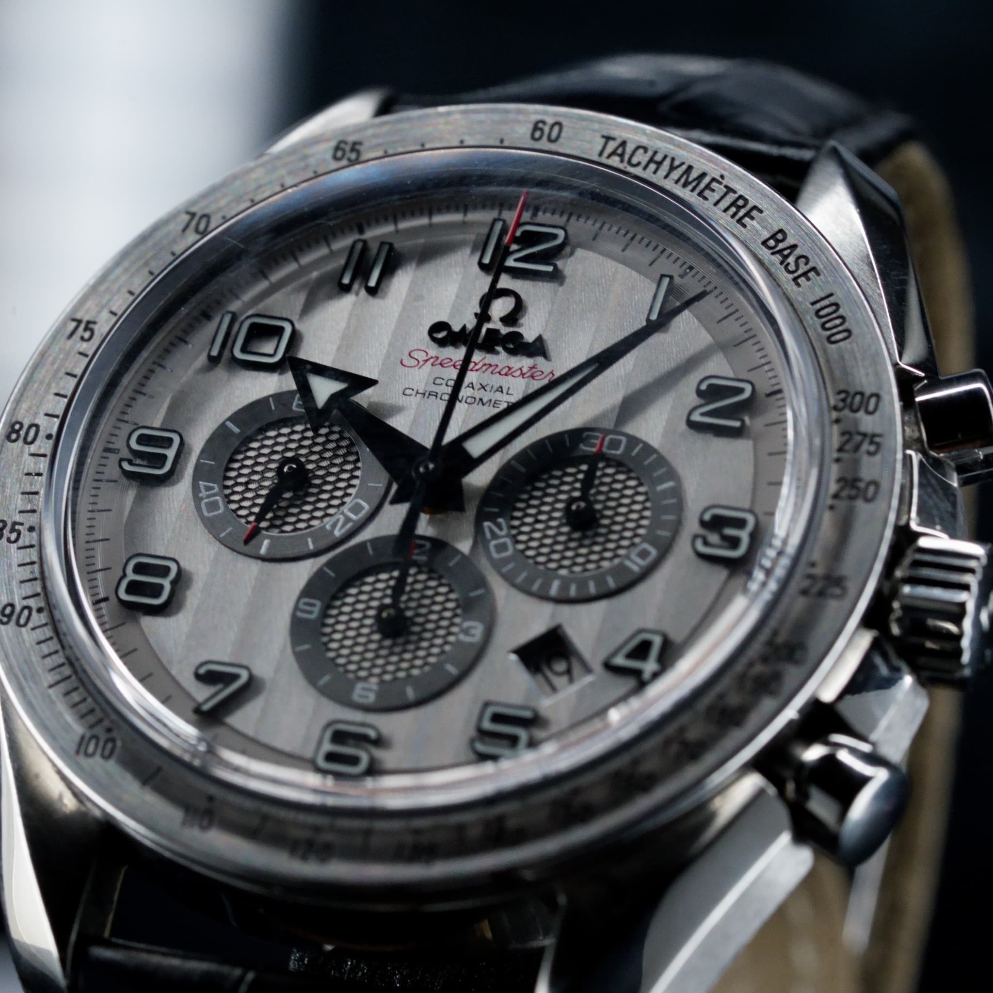 Omega Speedmaster Broad Arrow (Ref. 321.13.44.50.02.001) — photo 6